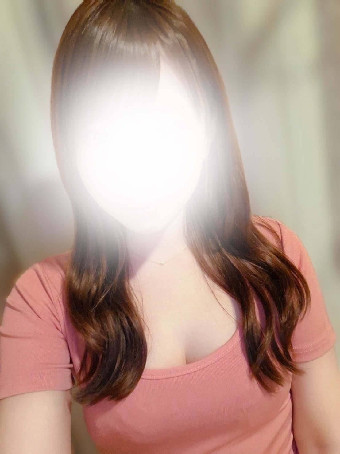 美波れな